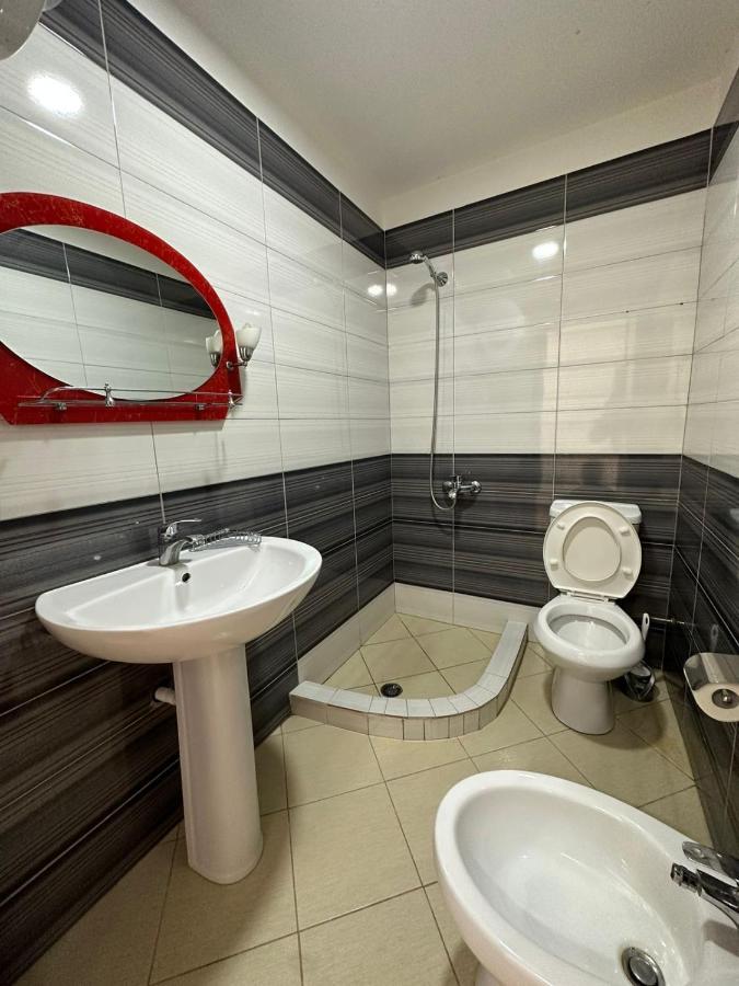 Vlora Villa With Private Parking 외부 사진